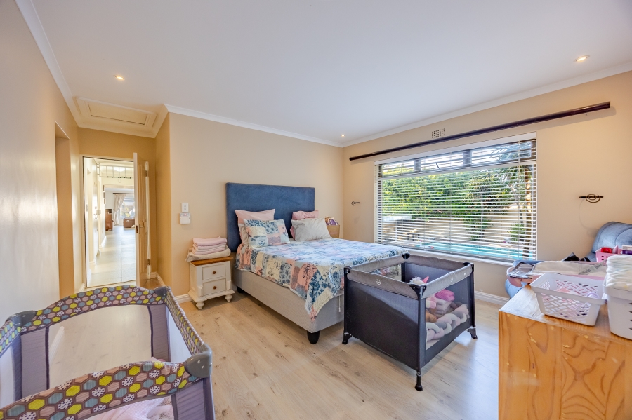 4 Bedroom Property for Sale in Flamingo Vlei Western Cape